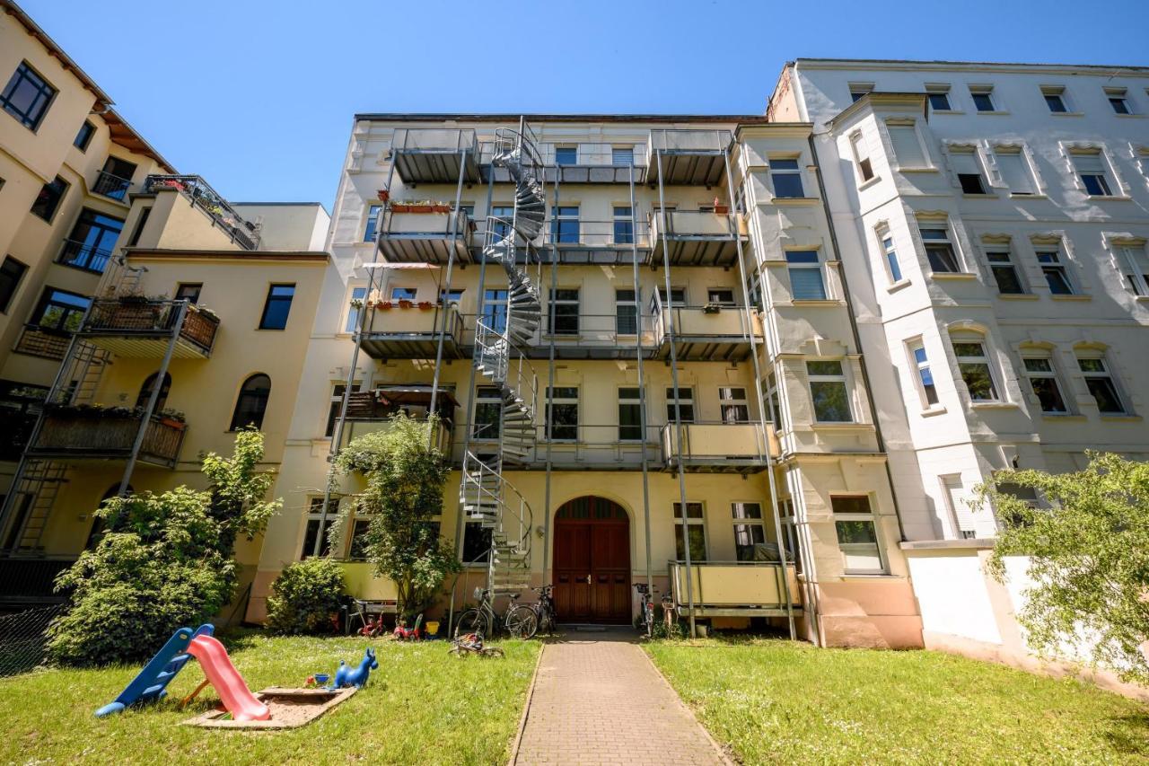 Helle Mit Balkon In Gruenen Innenhof - W-lan, 4 Schlafplaetze *