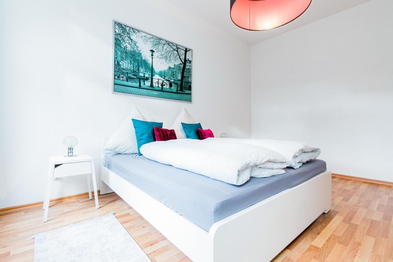 Helle Mit Balkon In Gruenen Innenhof - W-lan, 4 Schlafplaetze Apartment