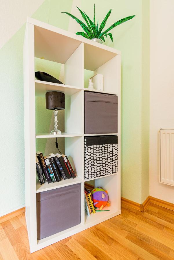 Helle Mit Balkon In Gruenen Innenhof - W-lan, 4 Schlafplaetze Апартаменты *
